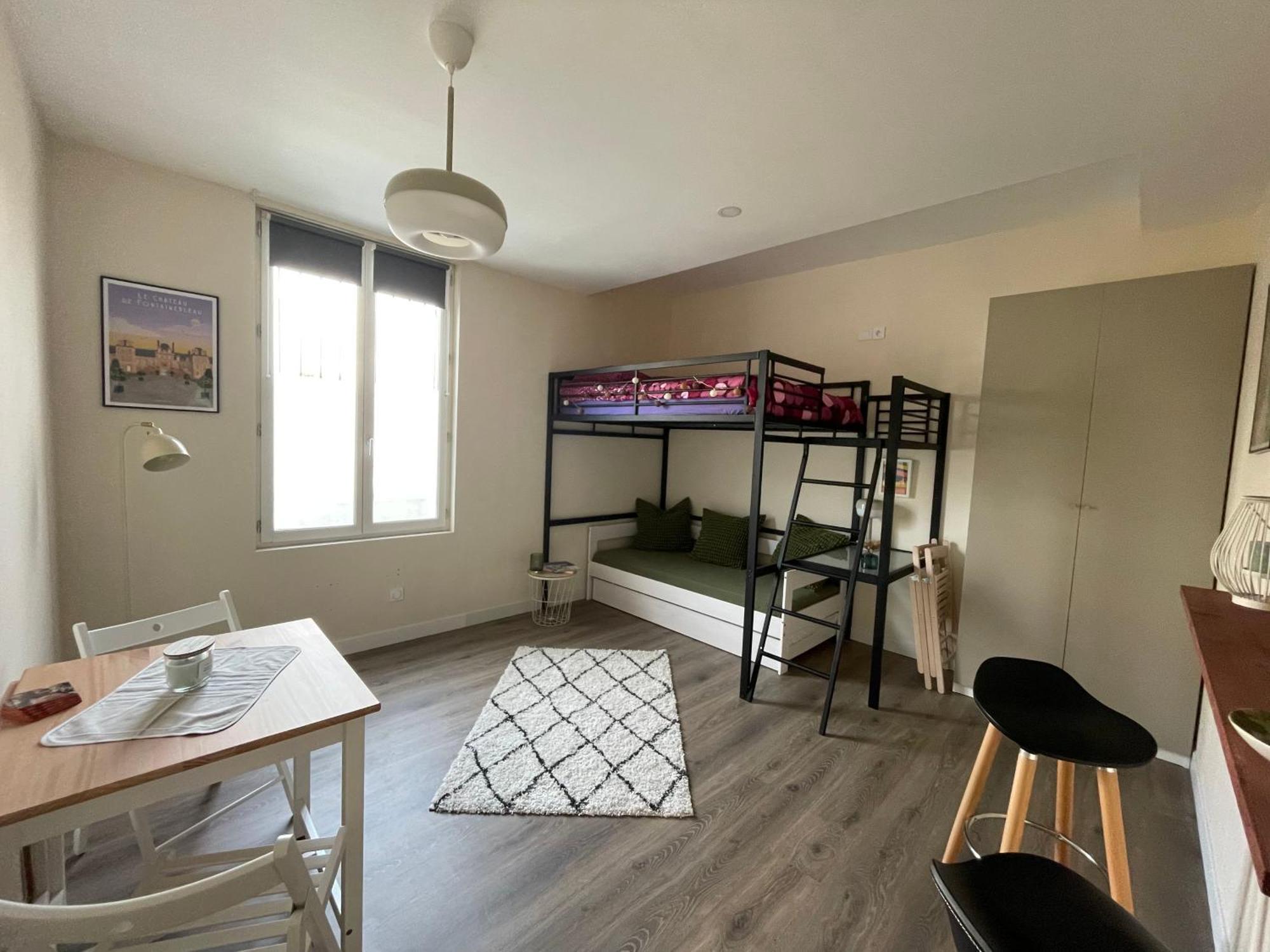 Studio 4 Emplacement Ideal Entre Chateau Et Centre Фонтенбло Экстерьер фото